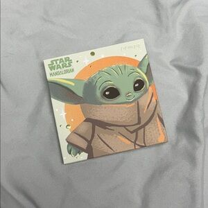 Mandalorian The Child Pressed Powder Palette